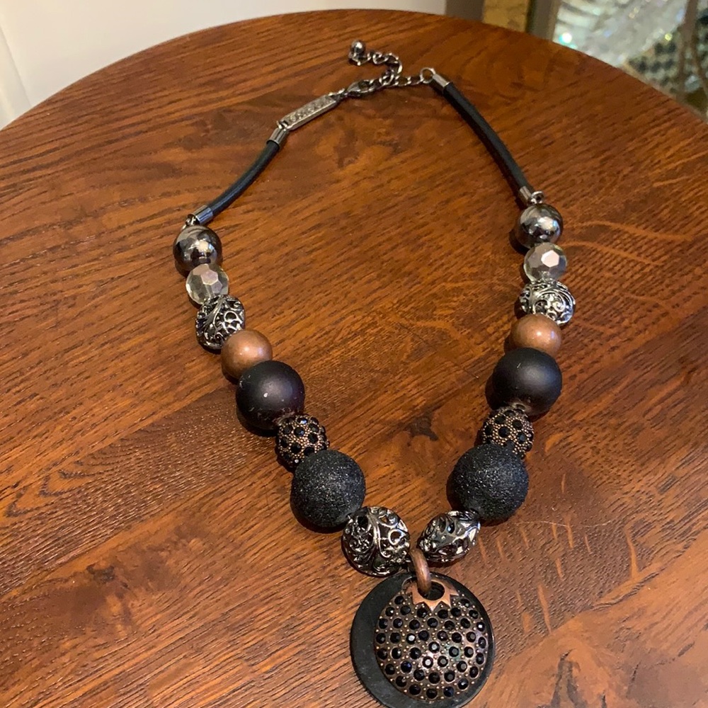 Crisca by Escada necklace